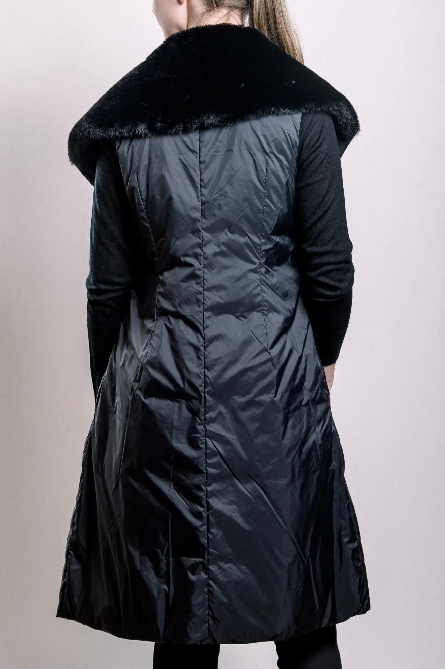 Demi-Couture Overcoat with Fur Collar - Black