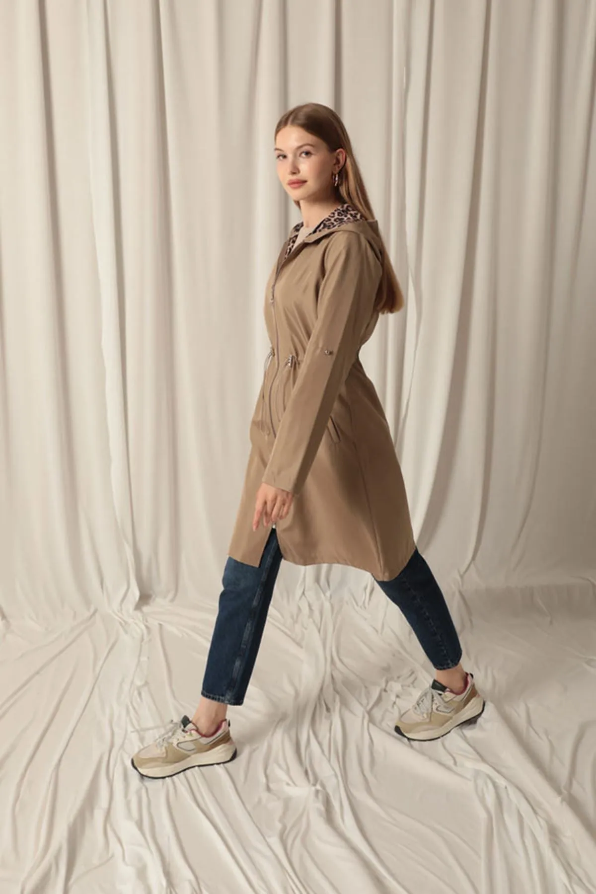 KKT Bondig Fabric Waterproof Women's Mink Trench Coat - Markham