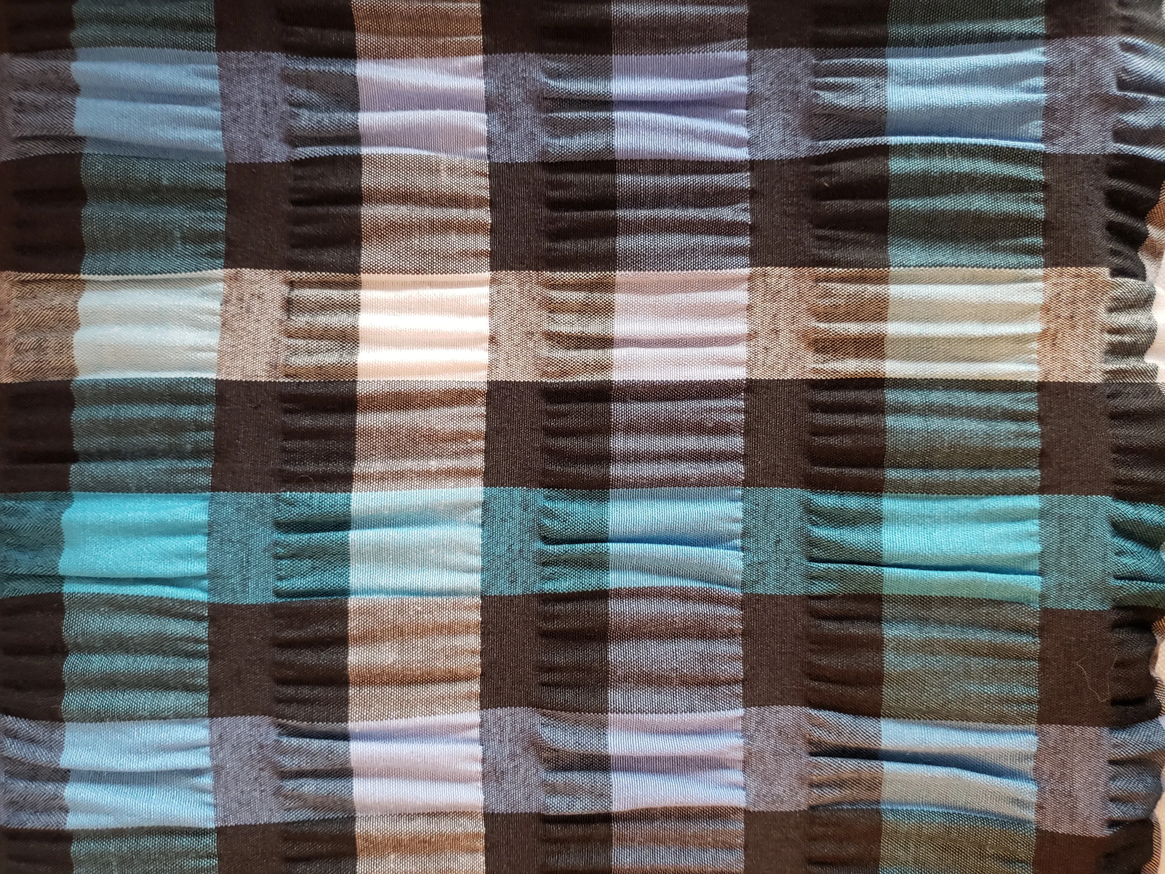 Lightweight Textured Infinity Scarf in Skater Plaid