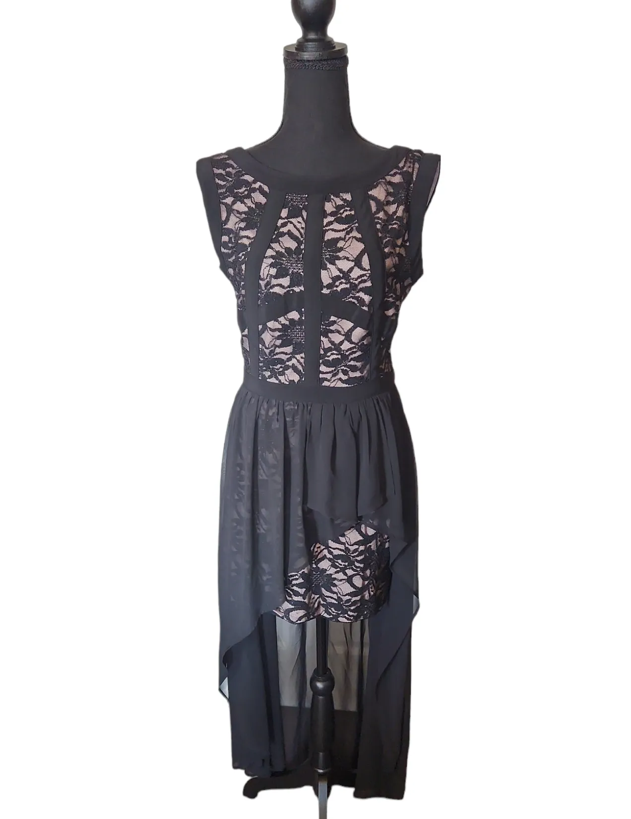 Morgan & Co. - Laced Peplum Shimmer Dress
