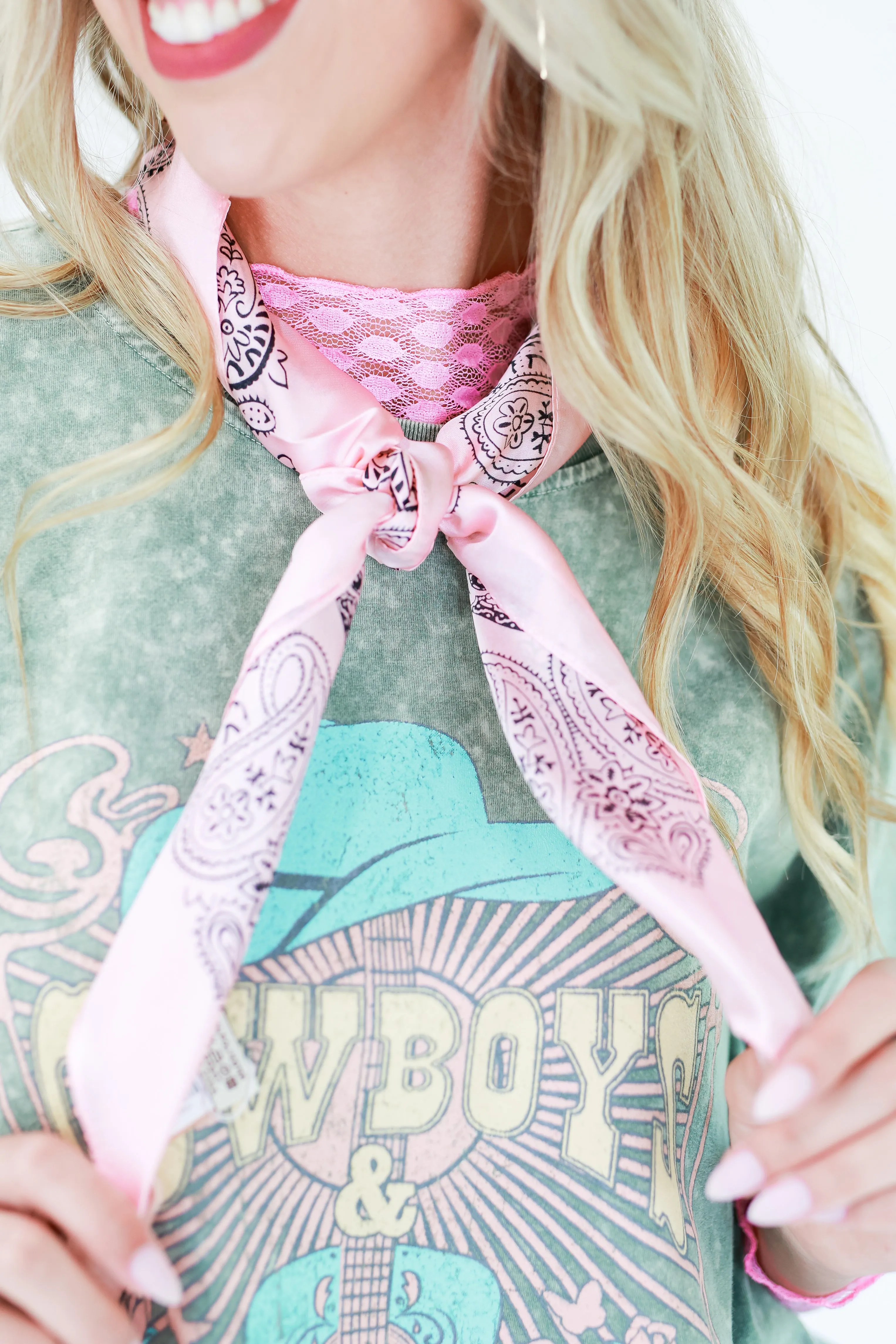 Summer Concerts Paisley Scarf In Soft Pink