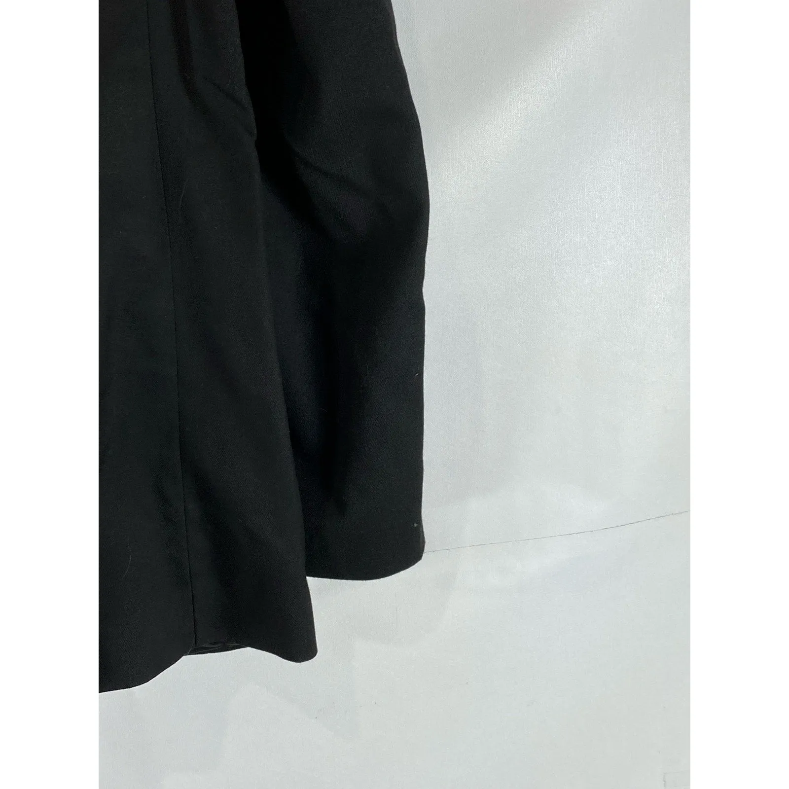 TIFFANY & CO Wardrobe Men's Solid Black Two-Button Blazer SZ 42R
