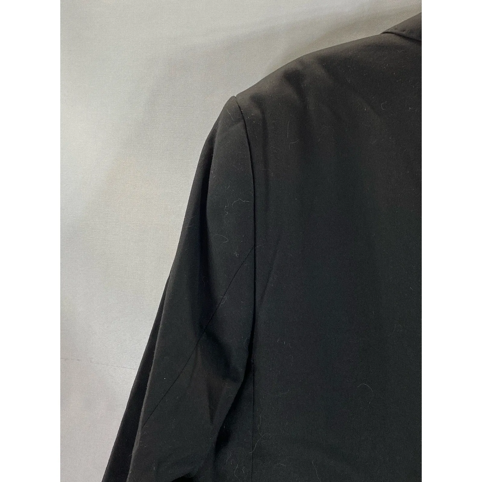 TIFFANY & CO Wardrobe Men's Solid Black Two-Button Blazer SZ 42R