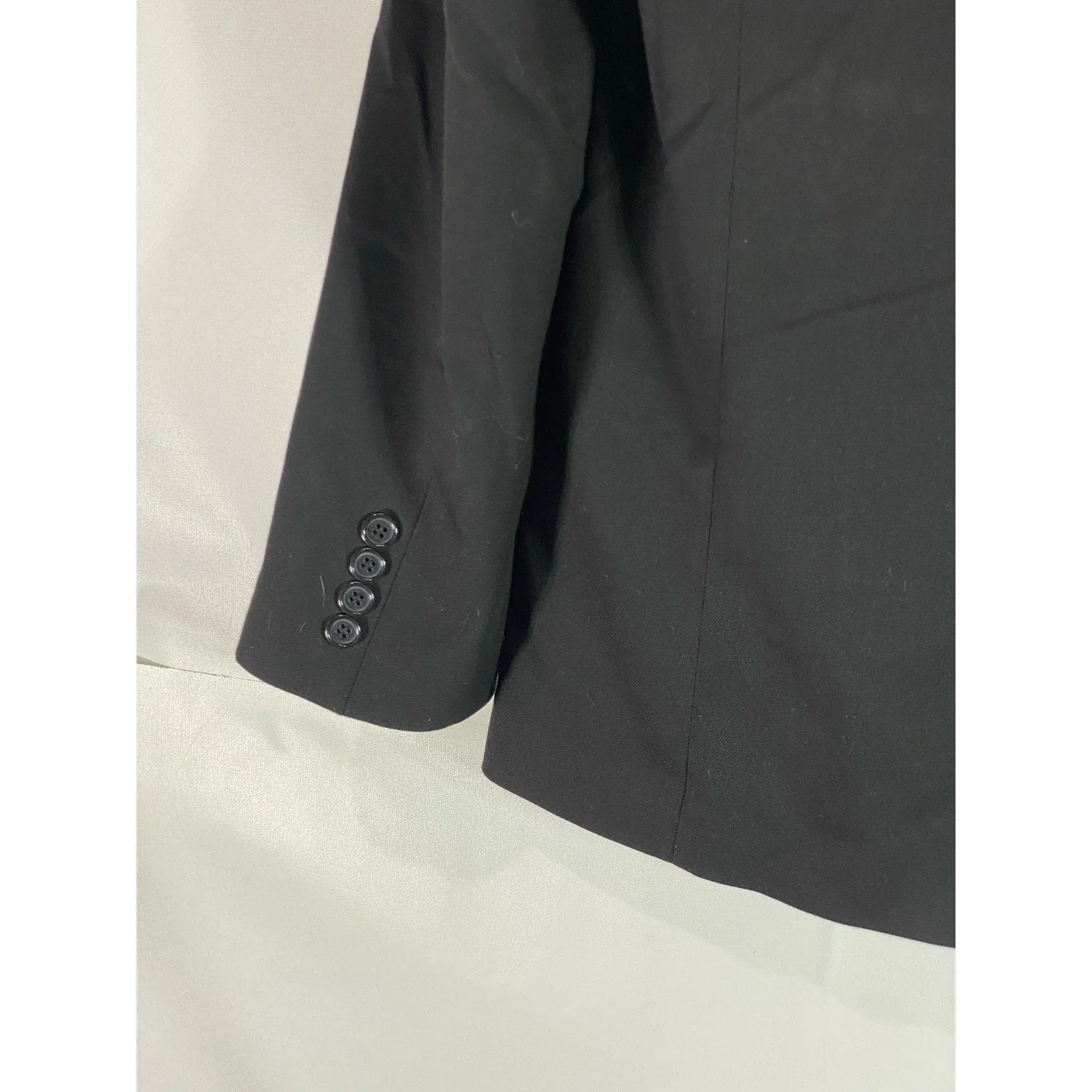 TIFFANY & CO Wardrobe Men's Solid Black Two-Button Blazer SZ 42R