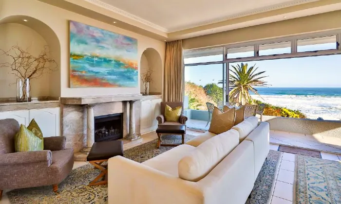 Western Cape: 2-Night B&B Stay for Two at Hermanus Beachfront Lodge